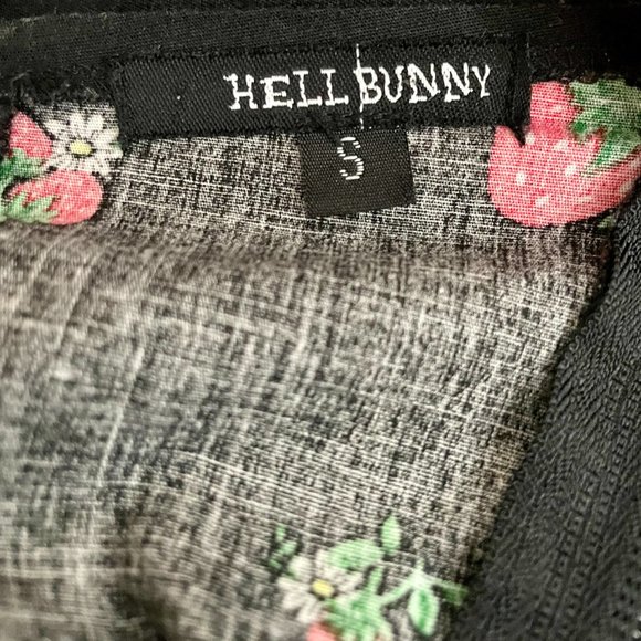 Hell Bunny Eileen Strawberry Print Halter Dress small - Picture 5 of 7